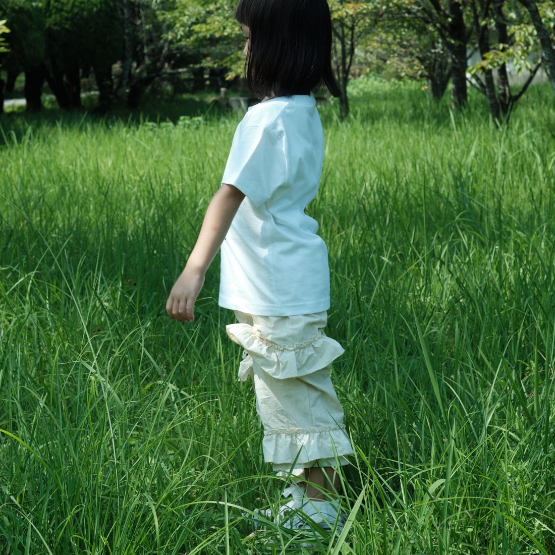 A SCENE [エーシーン] 別注 HIMAA×A SCENE ショートスリーブTシャツ [HM04-005-JF] WHITE A  &&モデル身長：100cm 着用サイズ：110&&