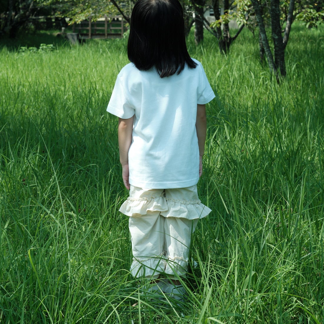 A SCENE [エーシーン] 別注 HIMAA×A SCENE ショートスリーブTシャツ [HM04-005-JF] WHITE A  &&モデル身長：100cm 着用サイズ：110&&
