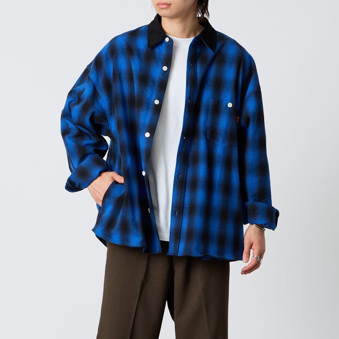 BLUE&&モデル身長：177cm 着用サイズ：L&&