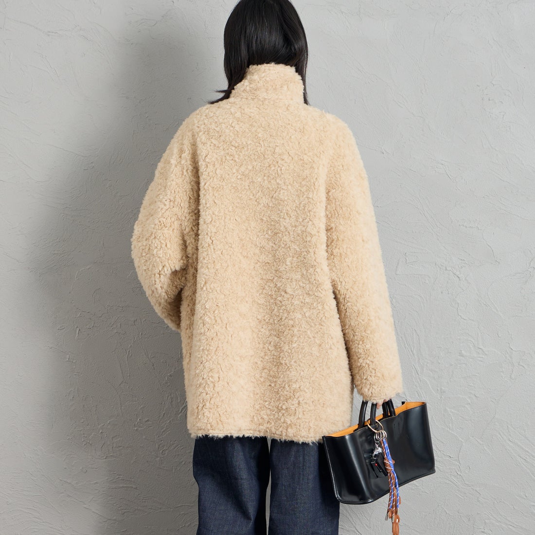 ONURUN [オヌルン] 別注 リバーシブル スタンドカラームートンコート [902-JF] BROWN &&モデル身長：162cm 着用サイズ：F&&