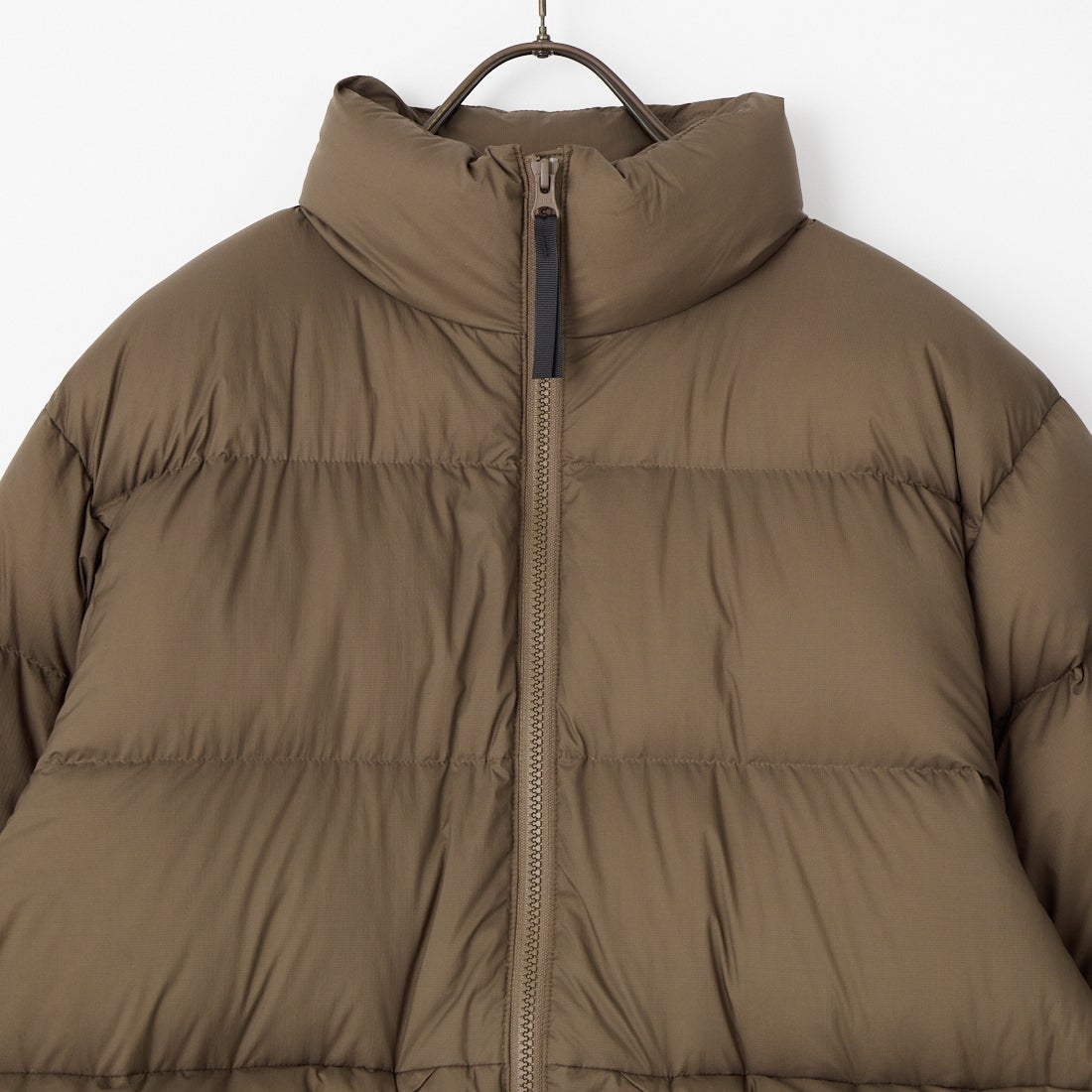 Marmot [マーモット] 別注 ワンポイントロゴ 750FPダウンジャケット [MTFW26UDW326IN-JF] BROWN