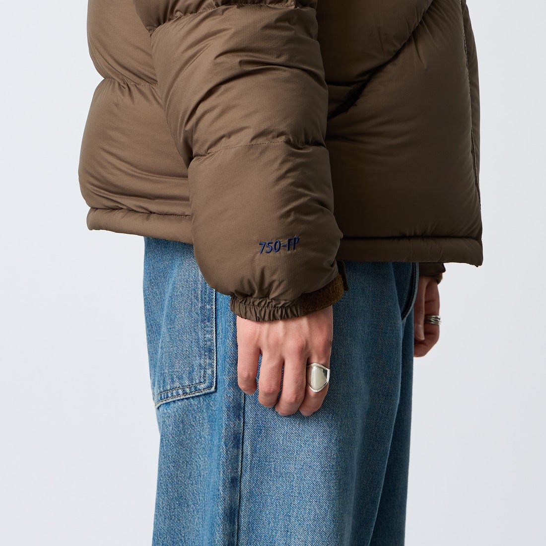 Marmot [マーモット] 別注 ワンポイントロゴ 750FPダウンジャケット [MTFW26UDW326IN-JF] BROWN