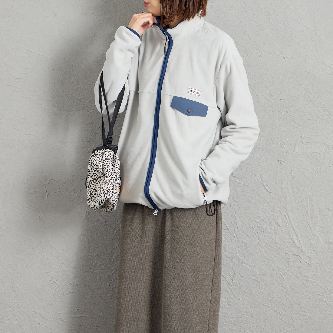 Marmot [マーモット] 別注 ポーラテック フリースジャケット [MTFW26UFL329IN-JF] SILVER &&モデル身長：159cm 着用サイズ：S&&