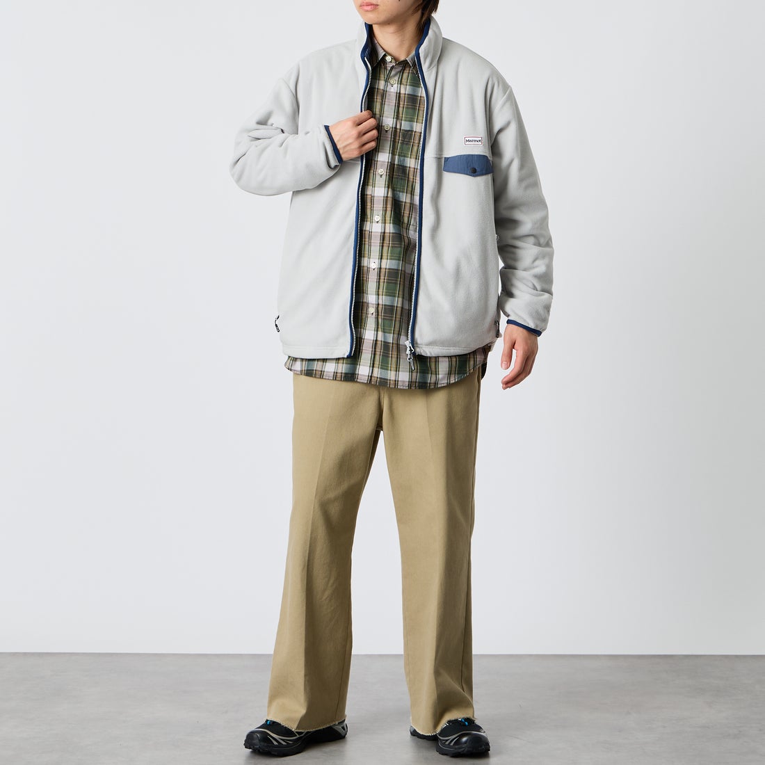 Marmot [マーモット] 別注 ポーラテック フリースジャケット [MTFW26UFL329IN-JF] SILVER &&モデル身長：177cm 着用サイズ：L&&
