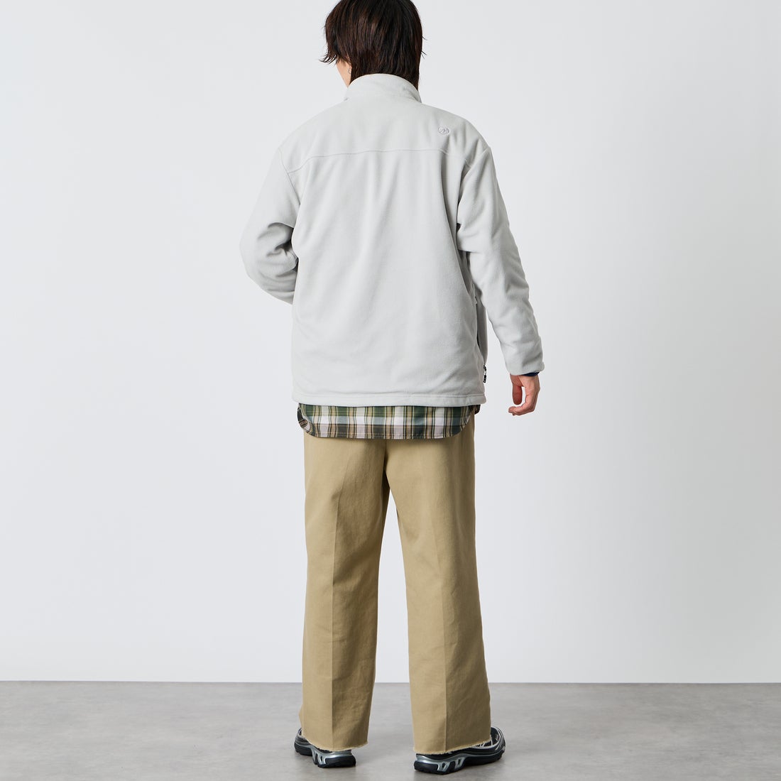Marmot [マーモット] 別注 ポーラテック フリースジャケット [MTFW26UFL329IN-JF] SILVER &&モデル身長：177cm 着用サイズ：L&&