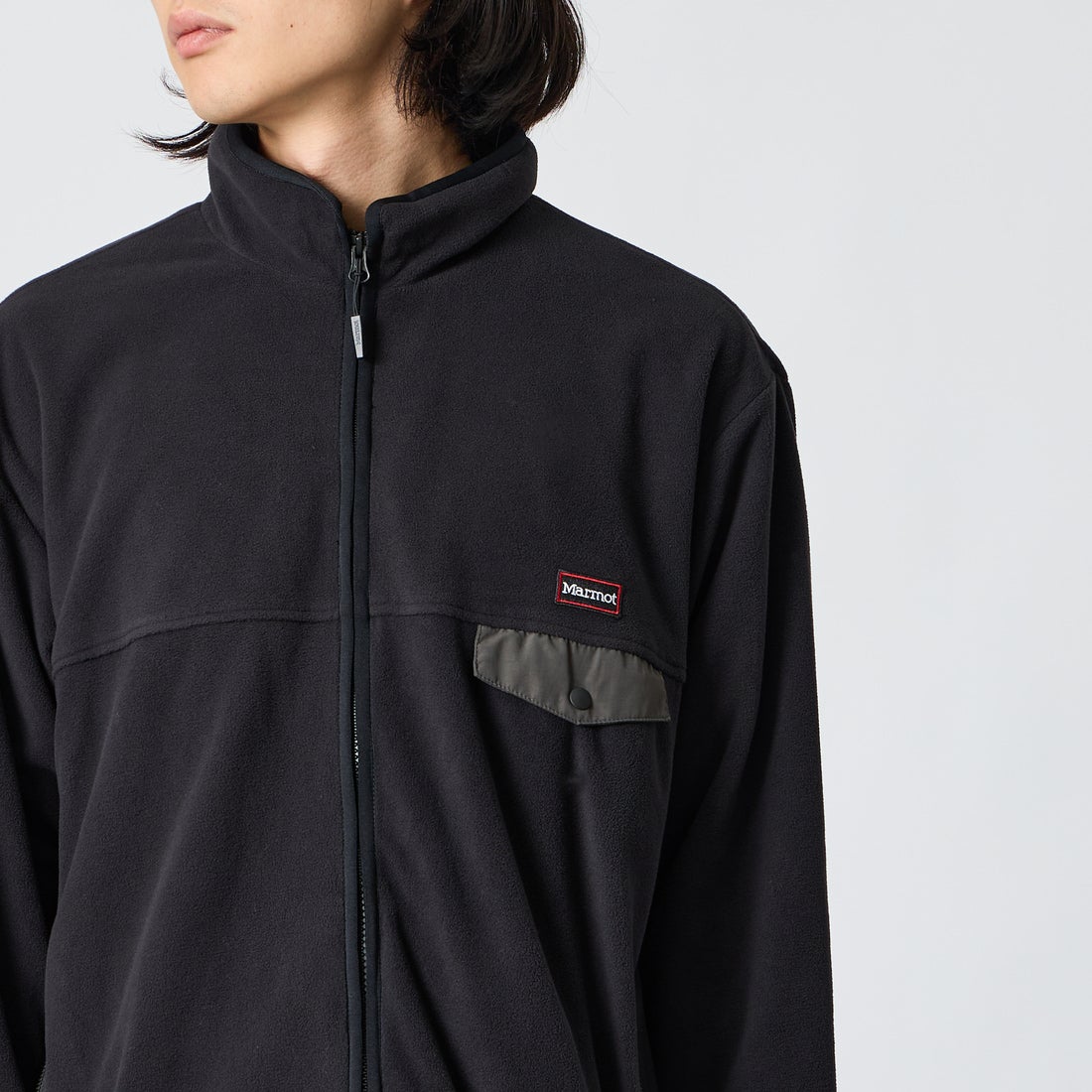 Marmot [マーモット] 別注 ポーラテック フリースジャケット [MTFW26UFL329IN-JF] BLACK &&モデル身長：175cm 着用サイズ：XL&&