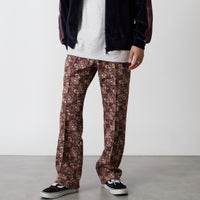 E PAISLEY&&モデル身長：177cm 着用サイズ：S&&