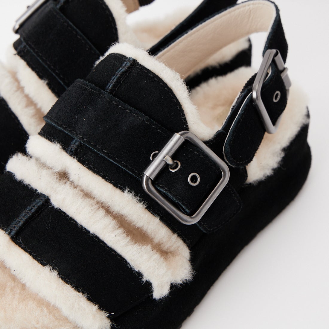 UGG [アグ] エンラップサンダル [1180314] BLACK