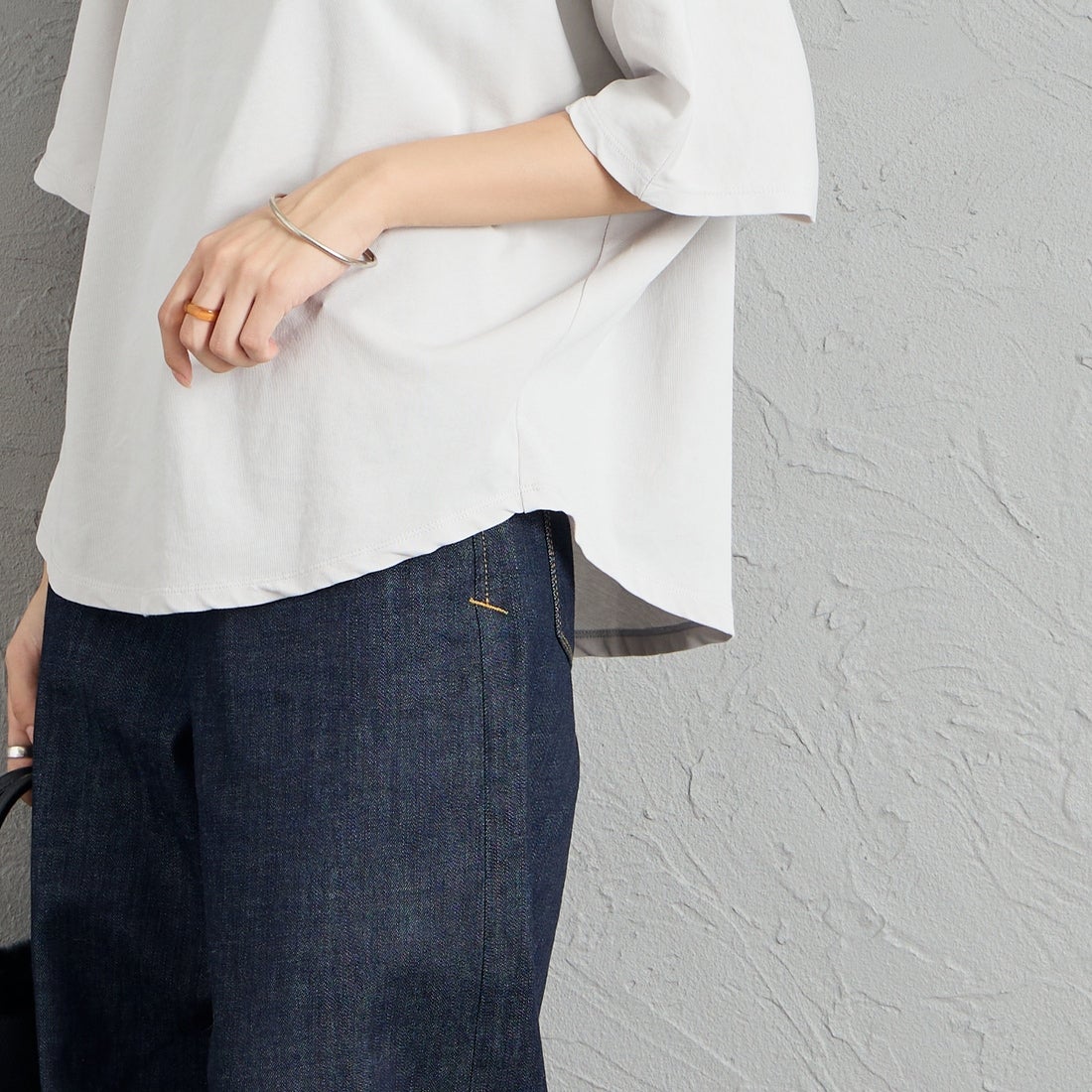 MICA&DEAL [マイカアンドディール] JACKSON プリント5分袖Tシャツ [0126309063] L/GRAY &&モデル身長：162cm 着用サイズ：F&&
