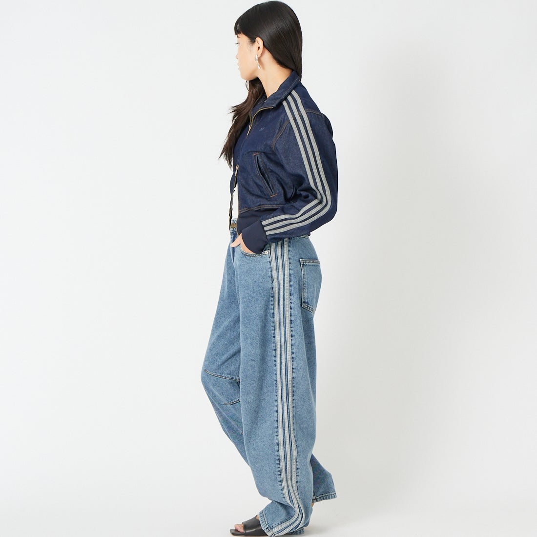 adidas Originals [アディダス オリジナルス] ファイヤーバード デニムトラックトップ [WK471] KQ6491 &&モデル身長：162cm 着用サイズ：S&&
