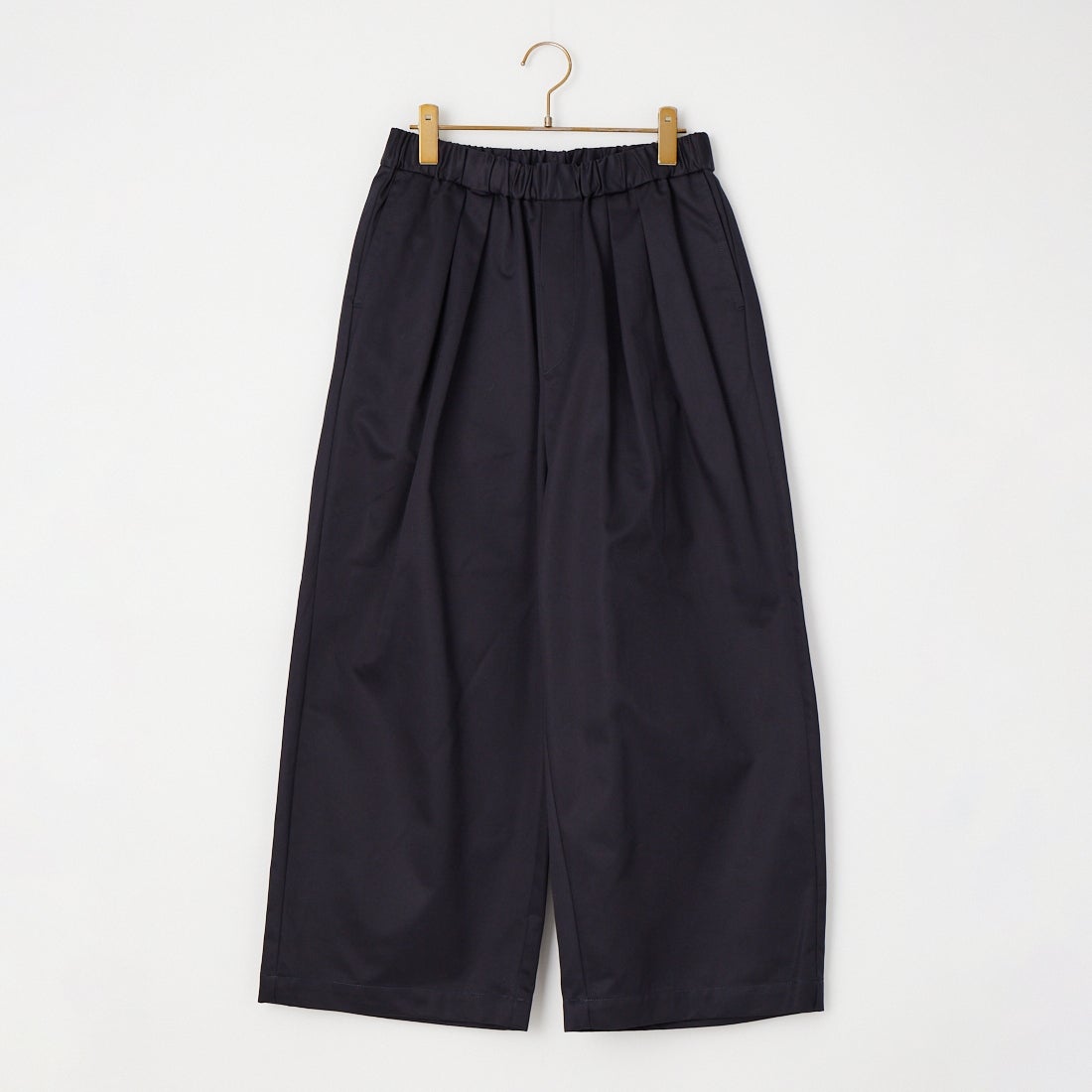 3900 NAVY