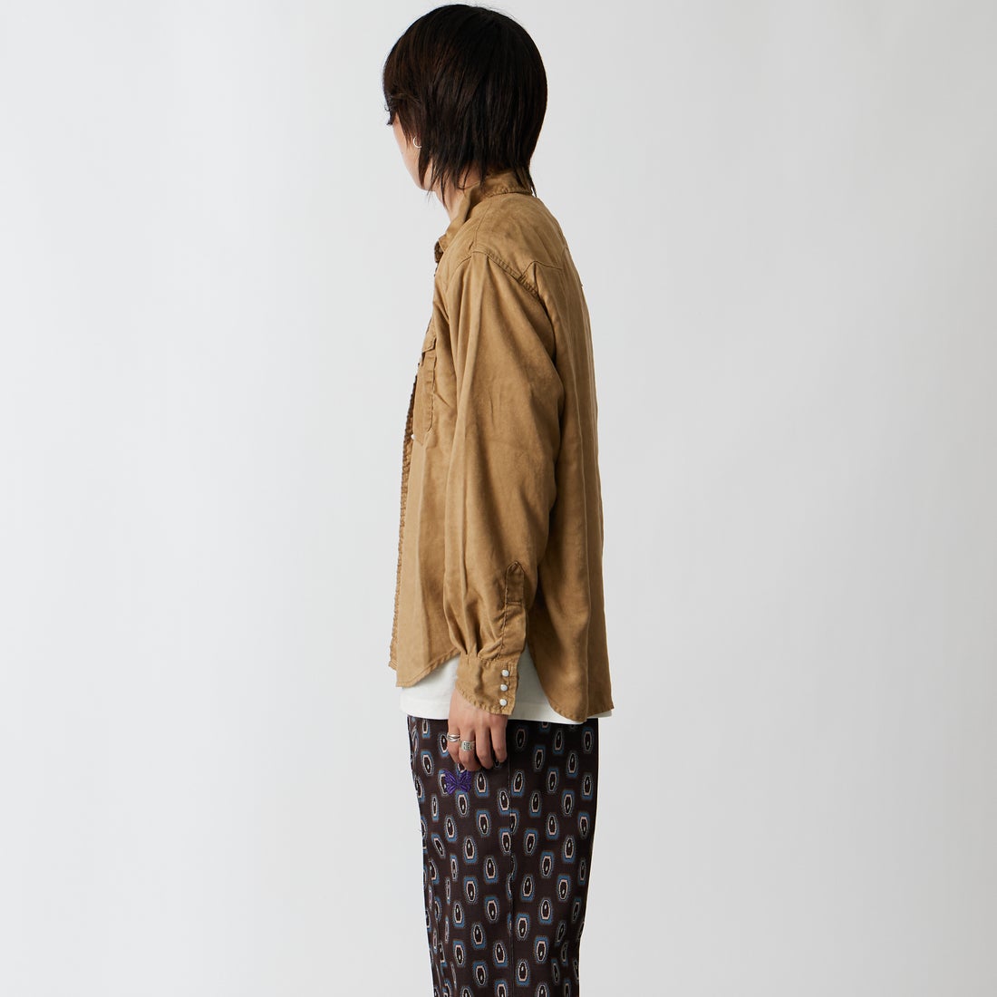 REMI RELIEF [レミレリーフ] 別注 ウェスタンシャツ [RN30389306-JF] SUEDE &&モデル身長：177cm 着用サイズ：M&&