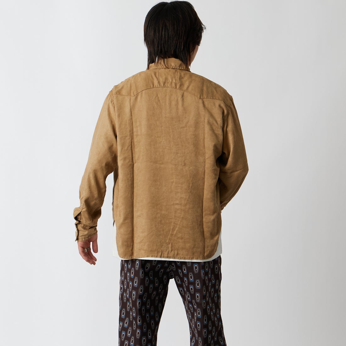REMI RELIEF [レミレリーフ] 別注 ウェスタンシャツ [RN30389306-JF] SUEDE &&モデル身長：177cm 着用サイズ：M&&