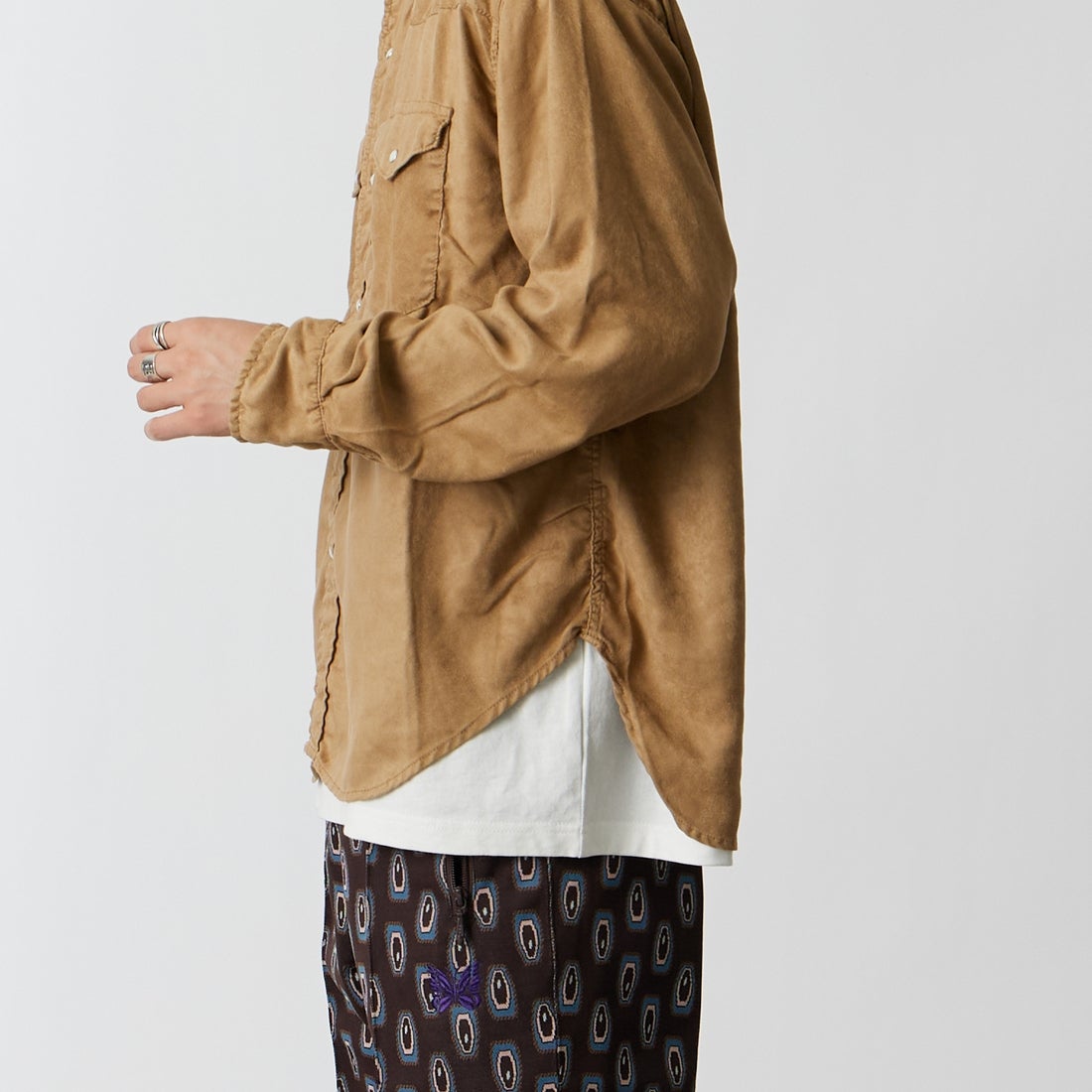 REMI RELIEF [レミレリーフ] 別注 ウェスタンシャツ [RN30389306-JF] SUEDE &&モデル身長：177cm 着用サイズ：M&&