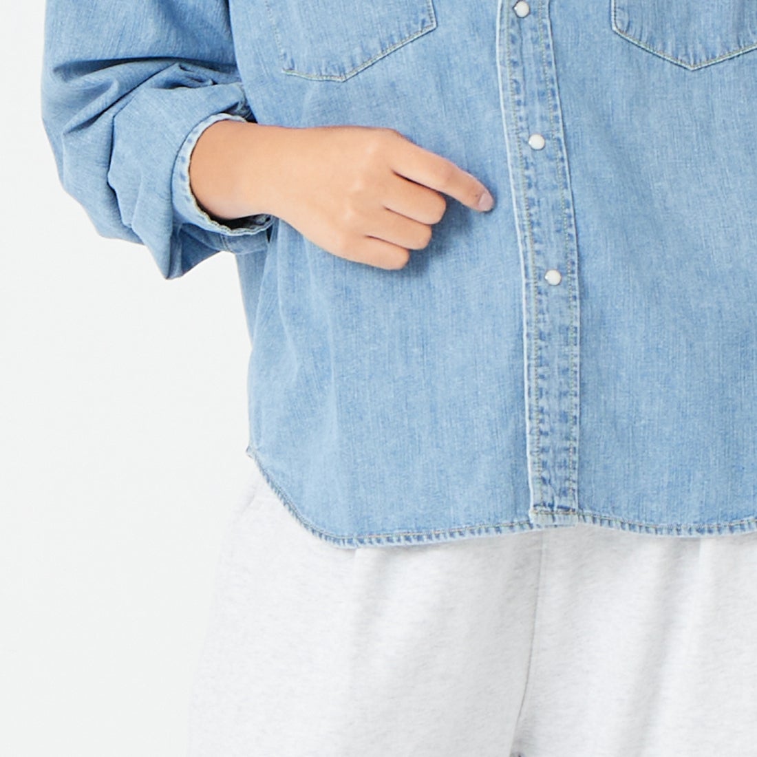 REMI RELIEF [レミレリーフ] 別注 ウェスタンシャツ [RN30389307-JF] DENIM &&モデル身長：162cm 着用サイズ：S&&