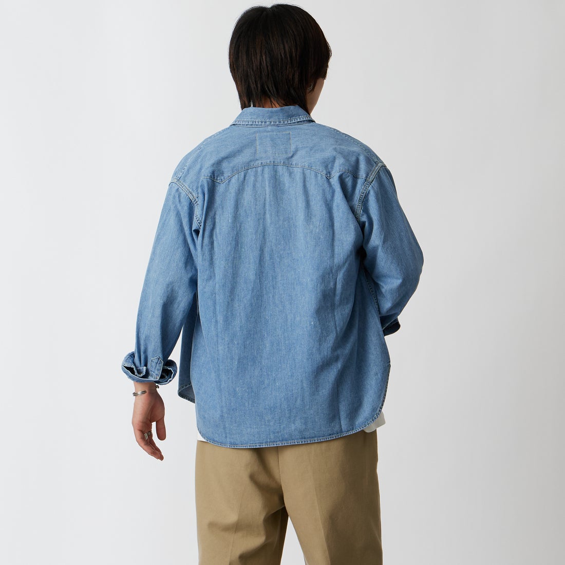 REMI RELIEF [レミレリーフ] 別注 ウェスタンシャツ [RN30389307-JF] DENIM &&モデル身長：177cm 着用サイズ：M&&