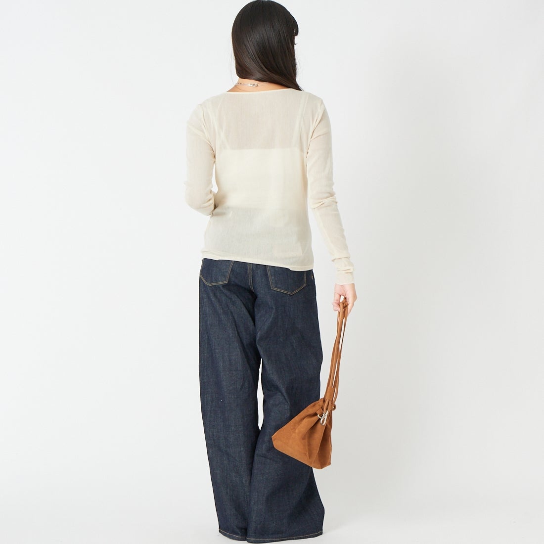 MICA&DEAL [マイカアンドディール] コットンチュールロングスリーブTシャツ [0126309065] ECRU &&モデル身長：162cm 着用サイズ：F&&