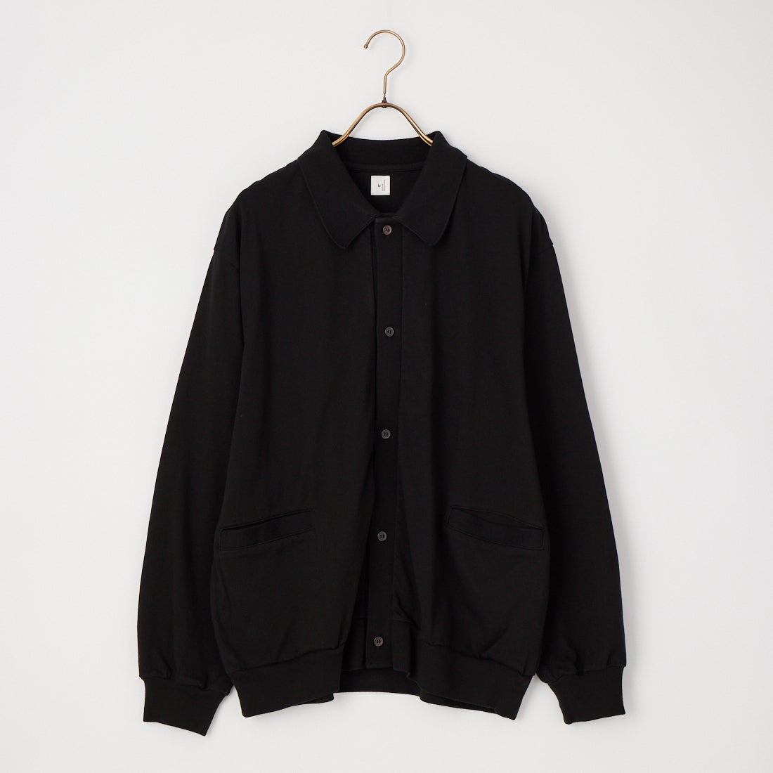 02 BLACK
