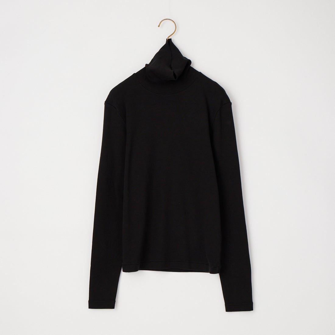 02 BLACK