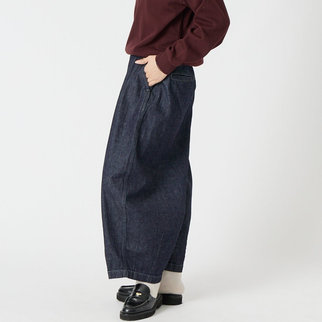HARVESTY [ハーベスティ] 10ozデニムサーカスパンツ [A12626] 98 ONE-WAS &&モデル身長：162cm 着用サイズ：0&&