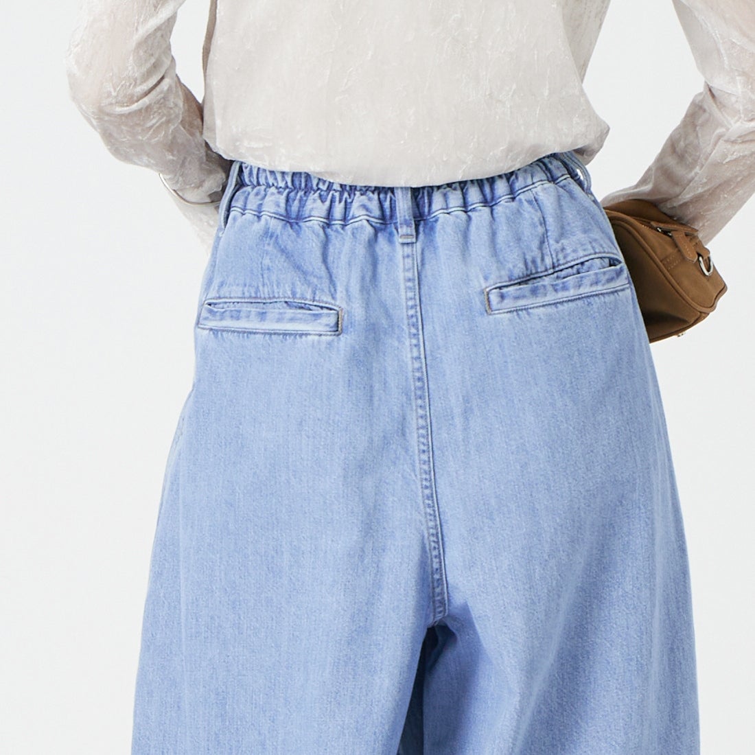 HARVESTY [ハーベスティ] 10ozデニムサーカスパンツ [A12626] 93 L.BLUE &&モデル身長：162cm 着用サイズ：0&&