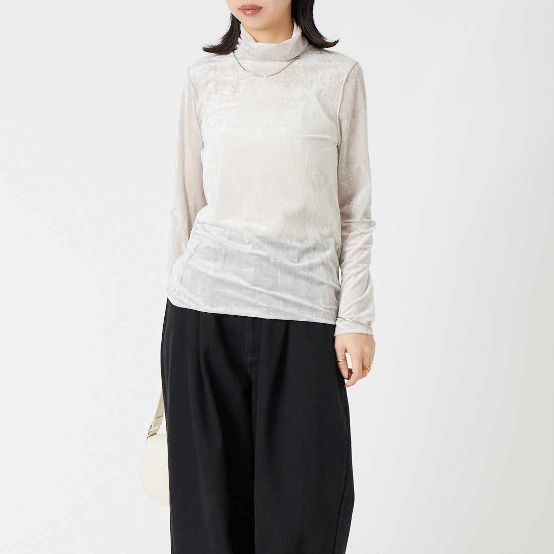 CLOCHE [クロシェ] クラッシュベロア タートルネックインナー [65085020] ｵﾌ &&モデル身長：162cm 着用サイズ：2&&
