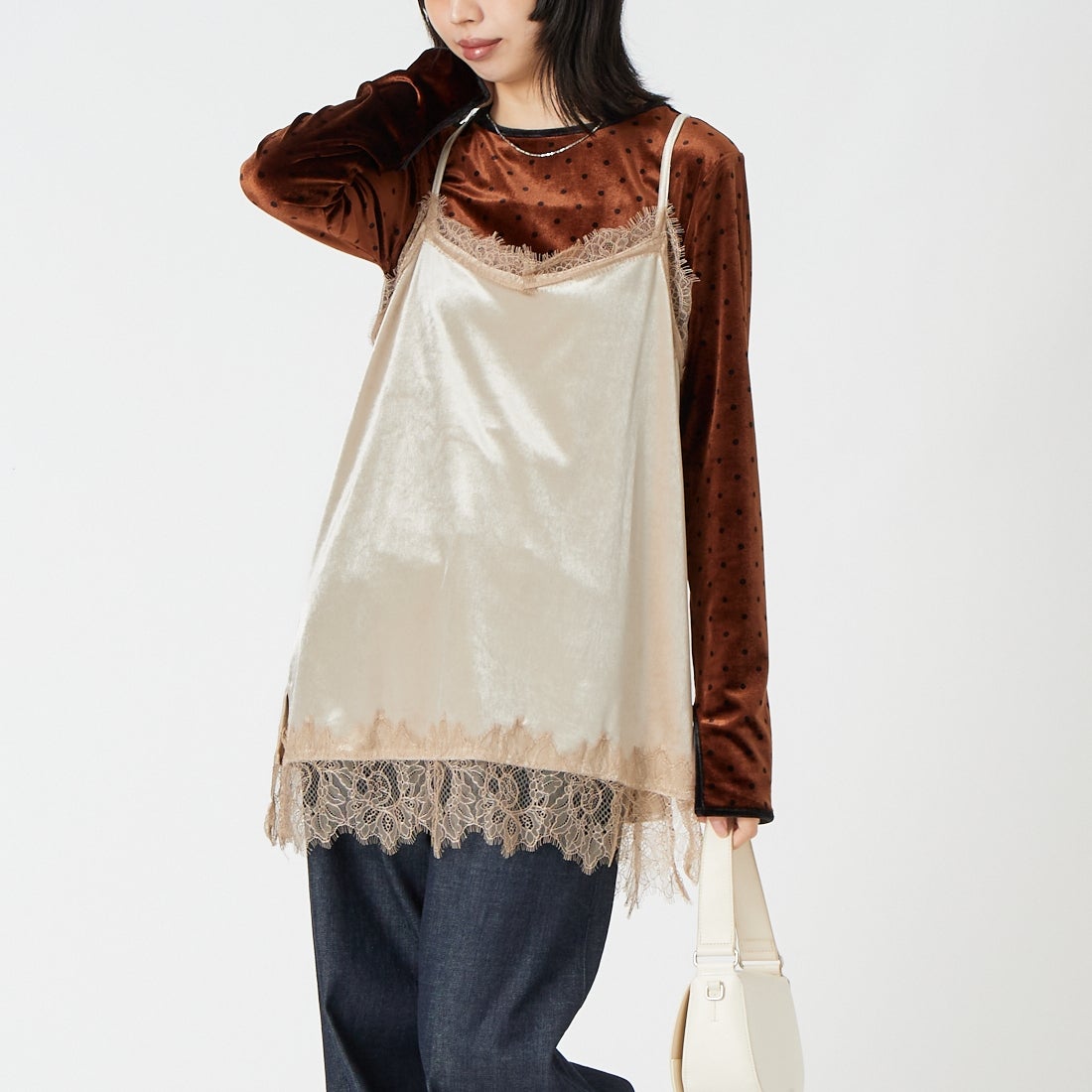 CLOCHE [クロシェ] ベロアレースキャミソール [65285646] ｱｲﾎﾞﾘｰ &&モデル身長：162cm 着用サイズ：2&&