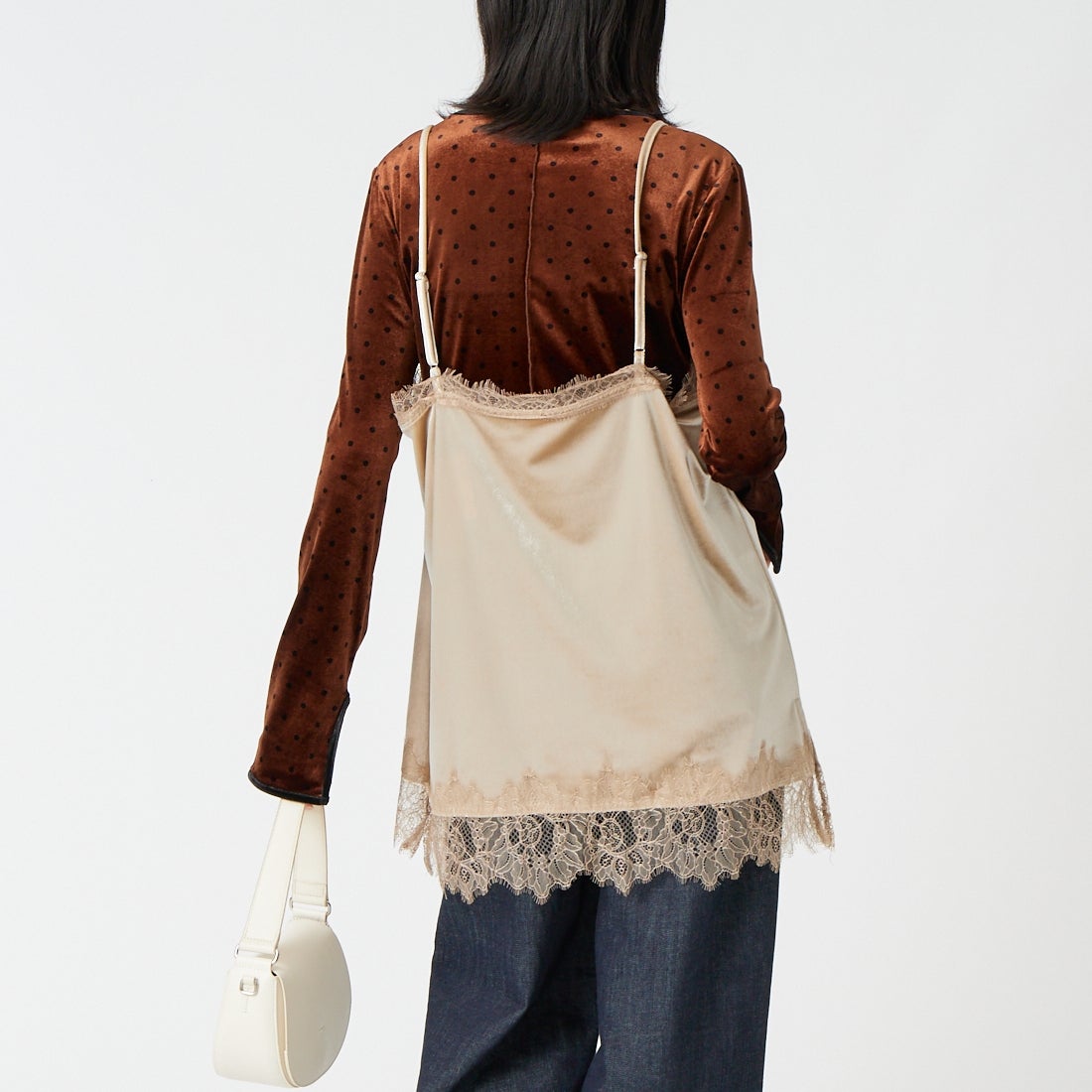 CLOCHE [クロシェ] ベロアレースキャミソール [65285646] ｱｲﾎﾞﾘｰ &&モデル身長：162cm 着用サイズ：2&&