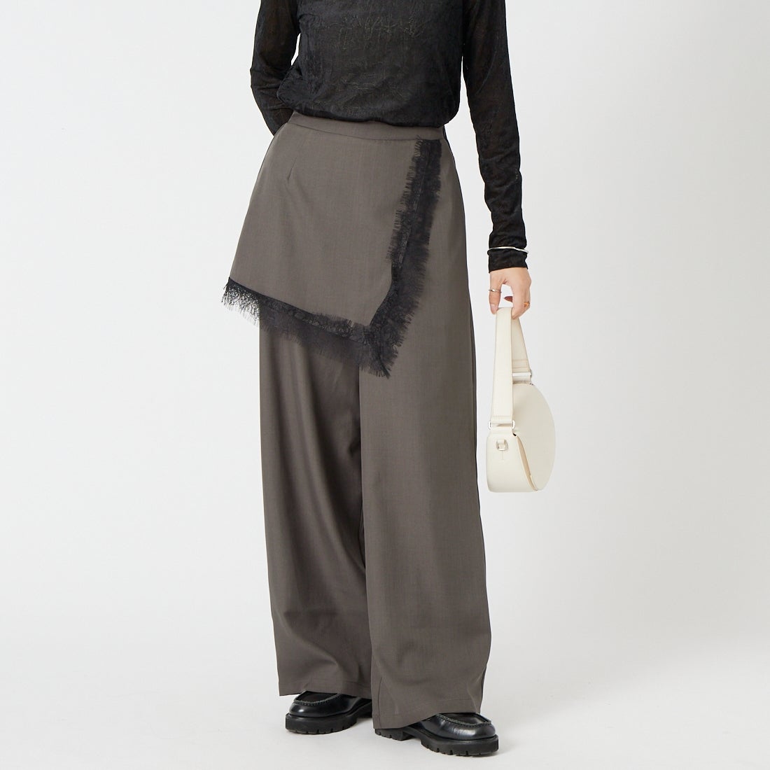 &g'aime [アンジェム] レースレイヤードパンツ [293-69601] ﾌﾞﾗｳﾝ &&モデル身長：162cm 着用サイズ：F&&
