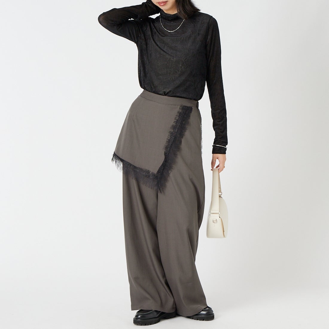 &g'aime [アンジェム] レースレイヤードパンツ [293-69601] ﾌﾞﾗｳﾝ &&モデル身長：162cm 着用サイズ：F&&