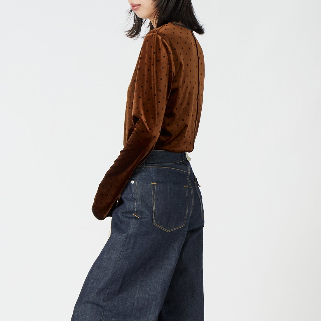 Jeans Factory Clothes [ジーンズファクトリークローズ] パイピングベロアドットプルオーバー [04338-AD] BROWN &&モデル身長：162cm 着用サイズ：F&&thes [ジーンズファクトリークローズ] パイピングベロアドットプルオーバー [04338-AD] BROWN