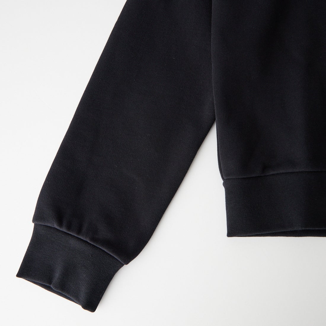 A.P.C. [アー・ペー・セー] APCロゴ刺繍 スウェットシャツ [STANDARD-RUE-MADAME] 99 NOIR