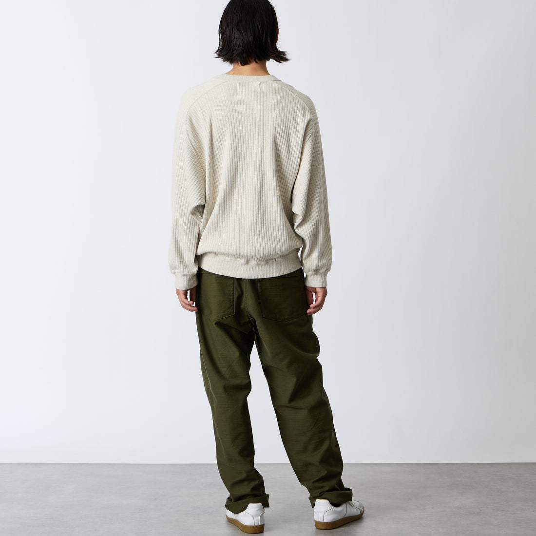 iori [イオリ] 別注 ランダムリブロングスリーブスウェット [IORI92-JF] OATMEAL &&モデル身長：175cm 着用サイズ：2&&