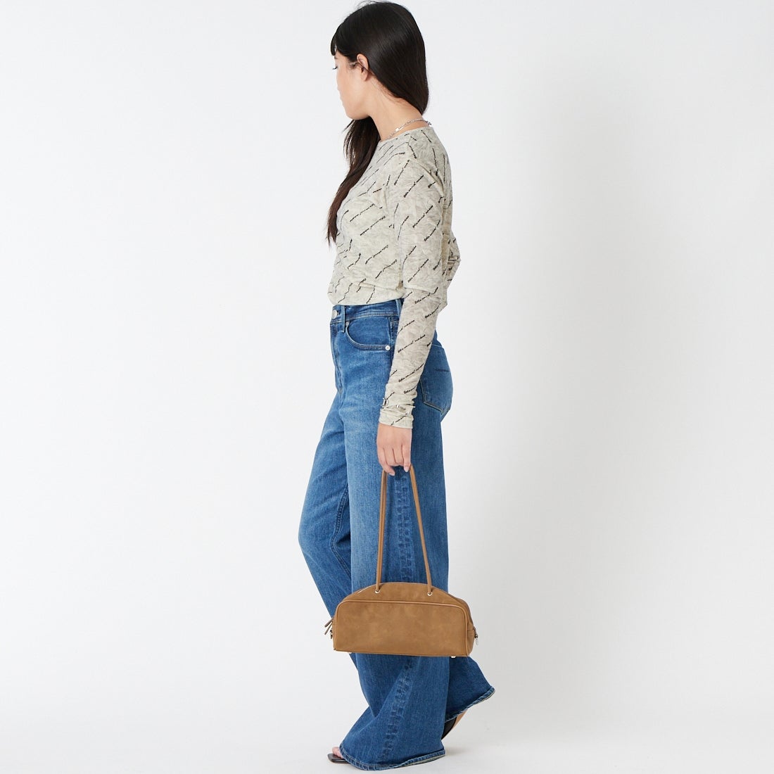 ROTA CANAL [ロタ カナル] フロッキープリントシアートップス [3205-262002] CHARCOAL &&モデル身長：162cm 着用サイズ：F&&