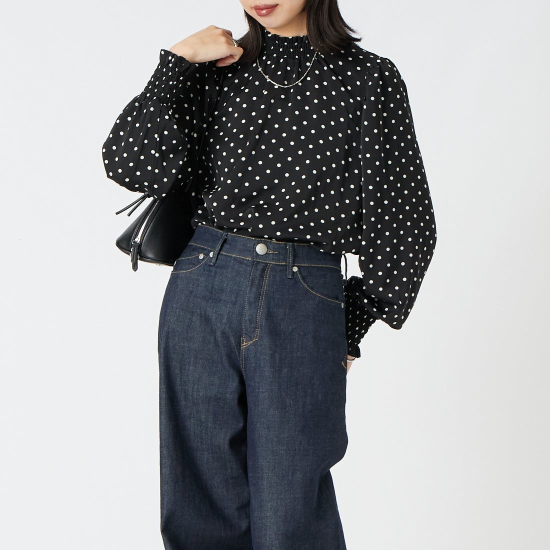 064 ﾌﾞﾗｯｸ&&モデル身長：162cm 着用サイズ：F&&