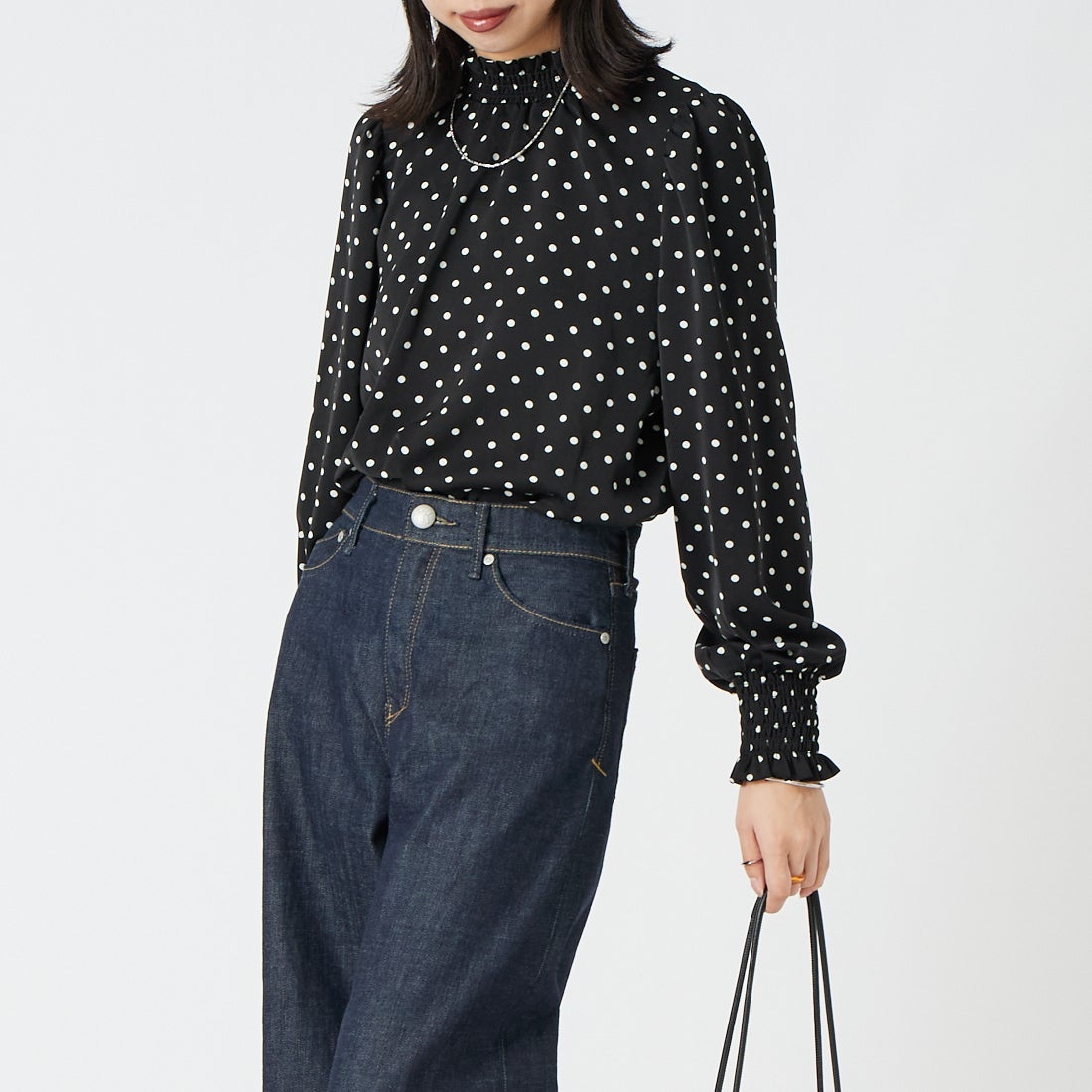 Jf Ready Made [ジェイエフレディメイド] シャーリングネックブラウス [3204303] 064 ﾌﾞﾗｯｸ &&モデル身長：162cm 着用サイズ：F&&