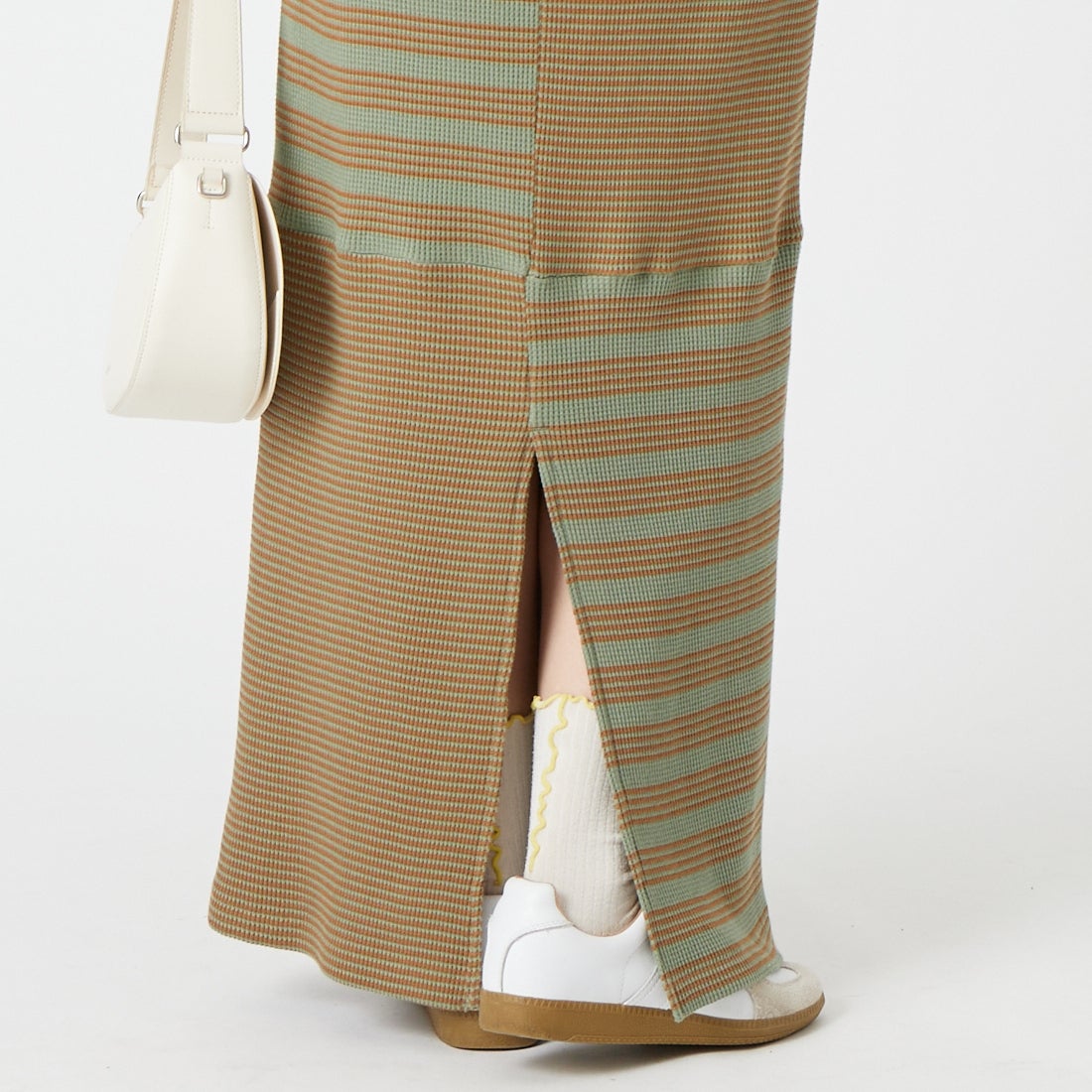 Robert P.Miller [ロバートピーミラー] ワッフルスカート [RM264-2299] OLV/BEG &&モデル身長：162cm 着用サイズ：F&&