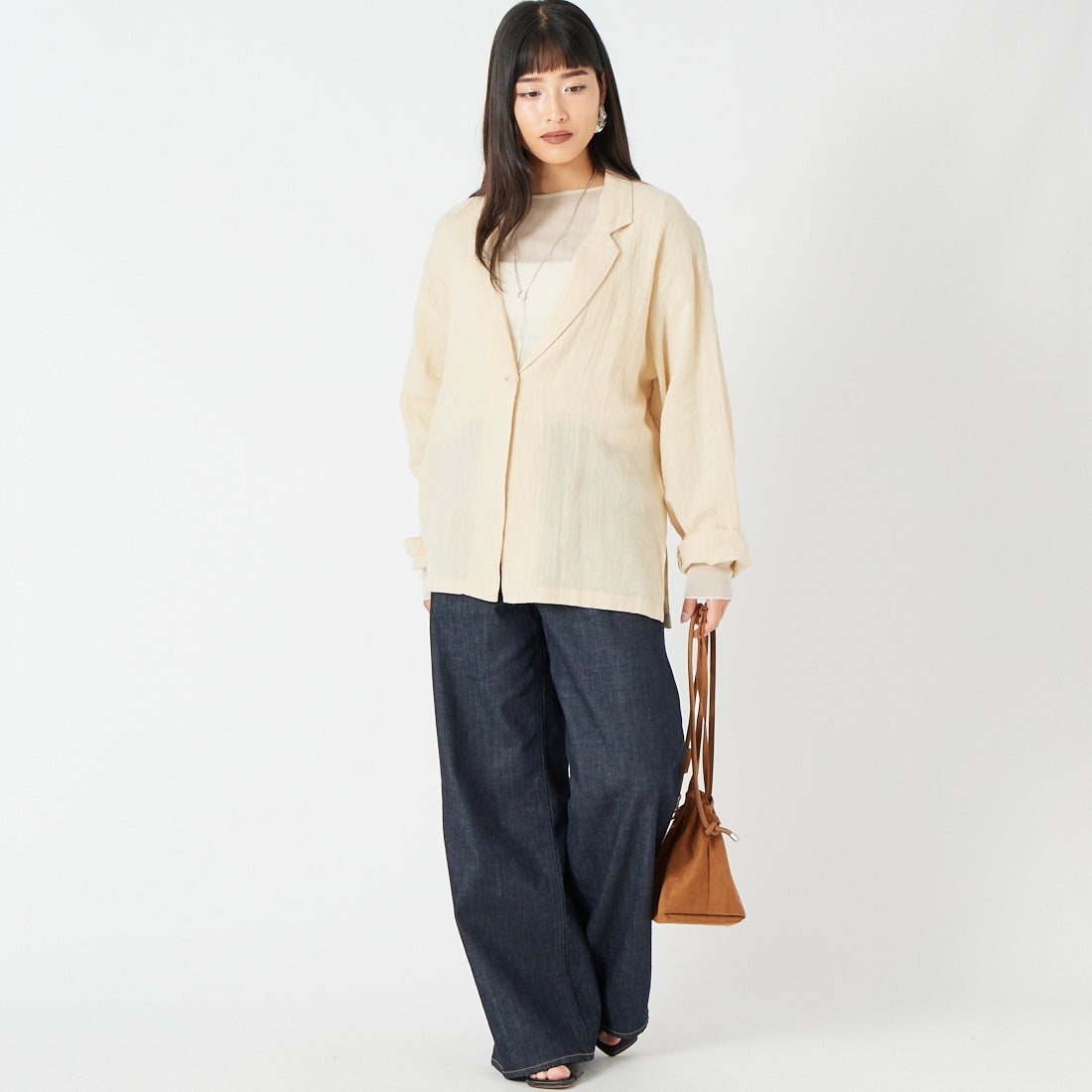 Jeans Factory Clothes [ジーンズファクトリークローズ] シアーリネンシャツジャケット [25781-NR] BEIGE &&モデル身長：162cm 着用サイズ：F&&actory Clothes [ジーンズファクトリークローズ] シアーリネンシャツジャケット [25781-NR] BEIGE