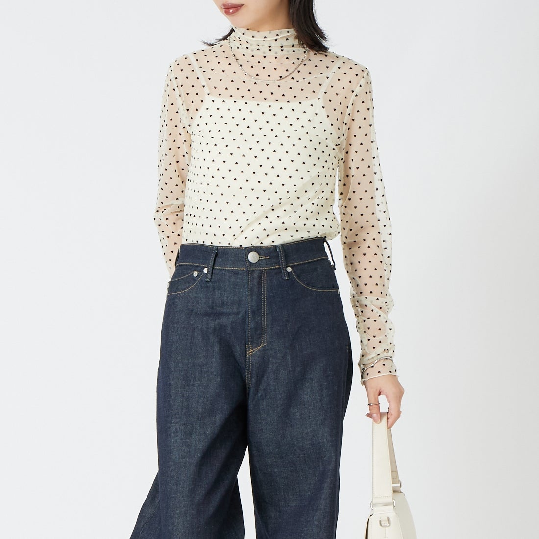 Jeans Factory Clothes [ジーンズファクトリークローズ] フロッキーハートチュールトップス [04339-AD] OFF WHITE &&モデル身長：162cm 着用サイズ：F&&
