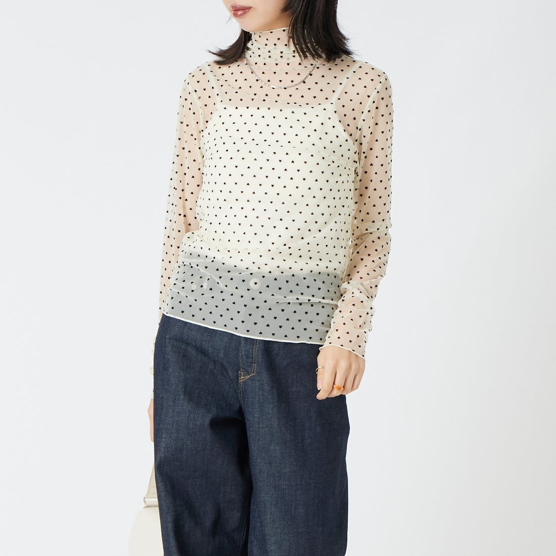 Jeans Factory Clothes [ジーンズファクトリークローズ] フロッキーハートチュールトップス [04339-AD] OFF WHITE &&モデル身長：162cm 着用サイズ：F&&