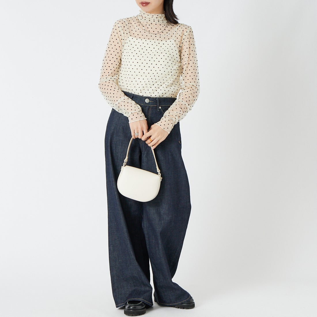Jeans Factory Clothes [ジーンズファクトリークローズ] フロッキーハートチュールトップス [04339-AD] OFF WHITE &&モデル身長：162cm 着用サイズ：F&&