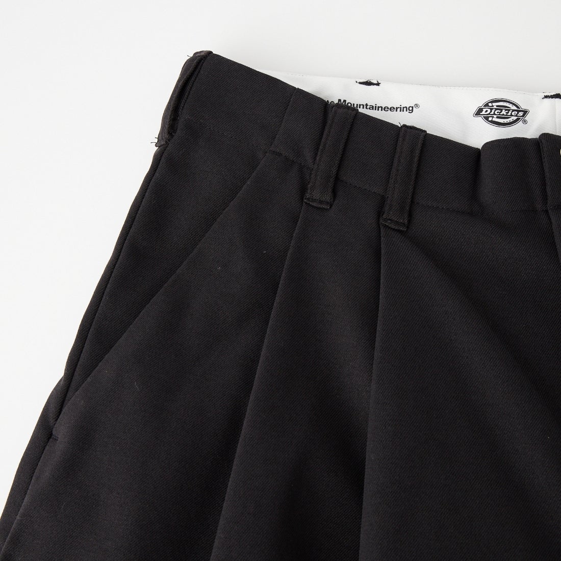 White Mountaineering [ホワイトマウンテニアリング] WM×Dickies ワイドパンツ [WM2673403] BLACK
