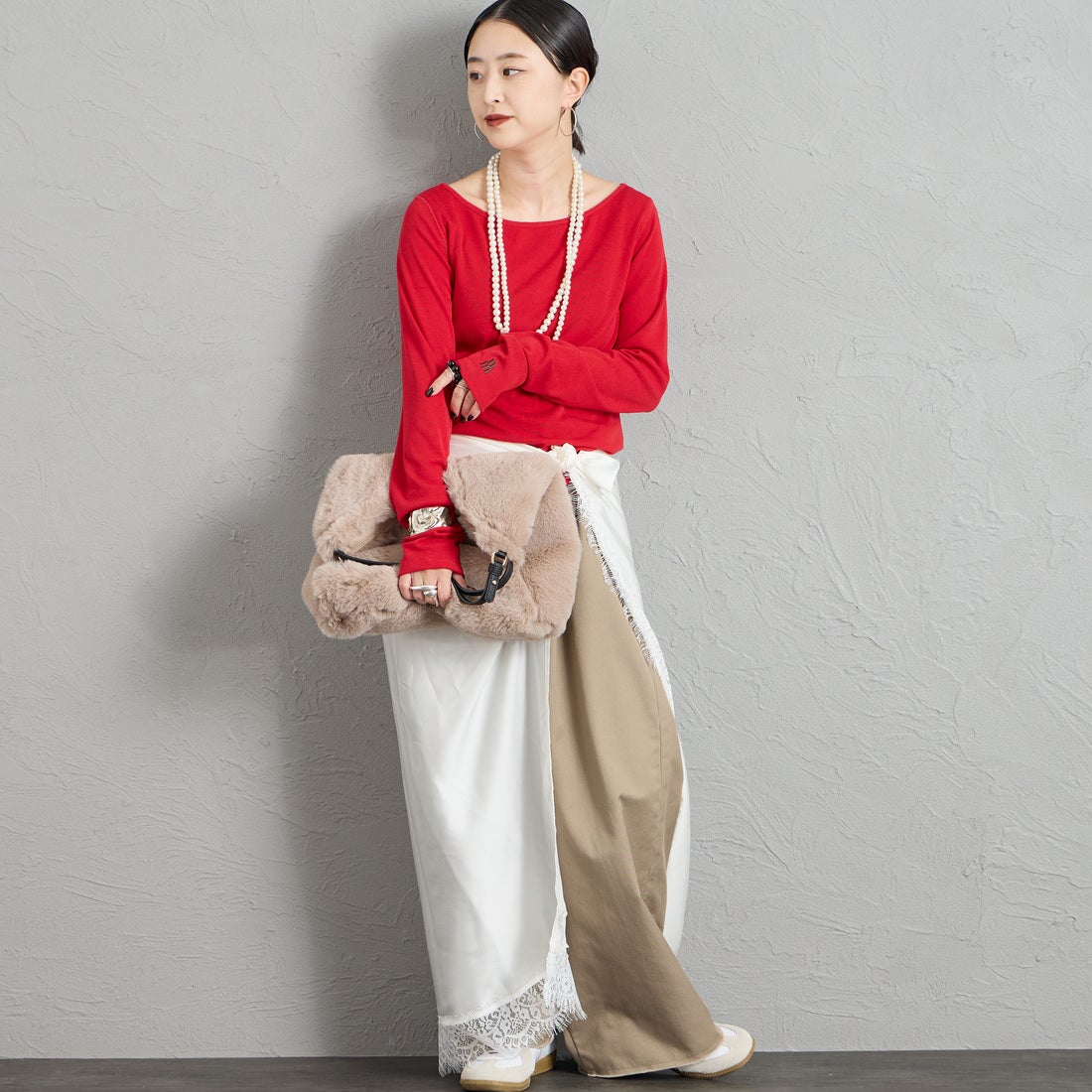 nenom [ネノム] 2WAY ボートネック オフショルカットソー [NE26332010] 46 RED &&モデル身長：150cm 着用サイズ：F&&