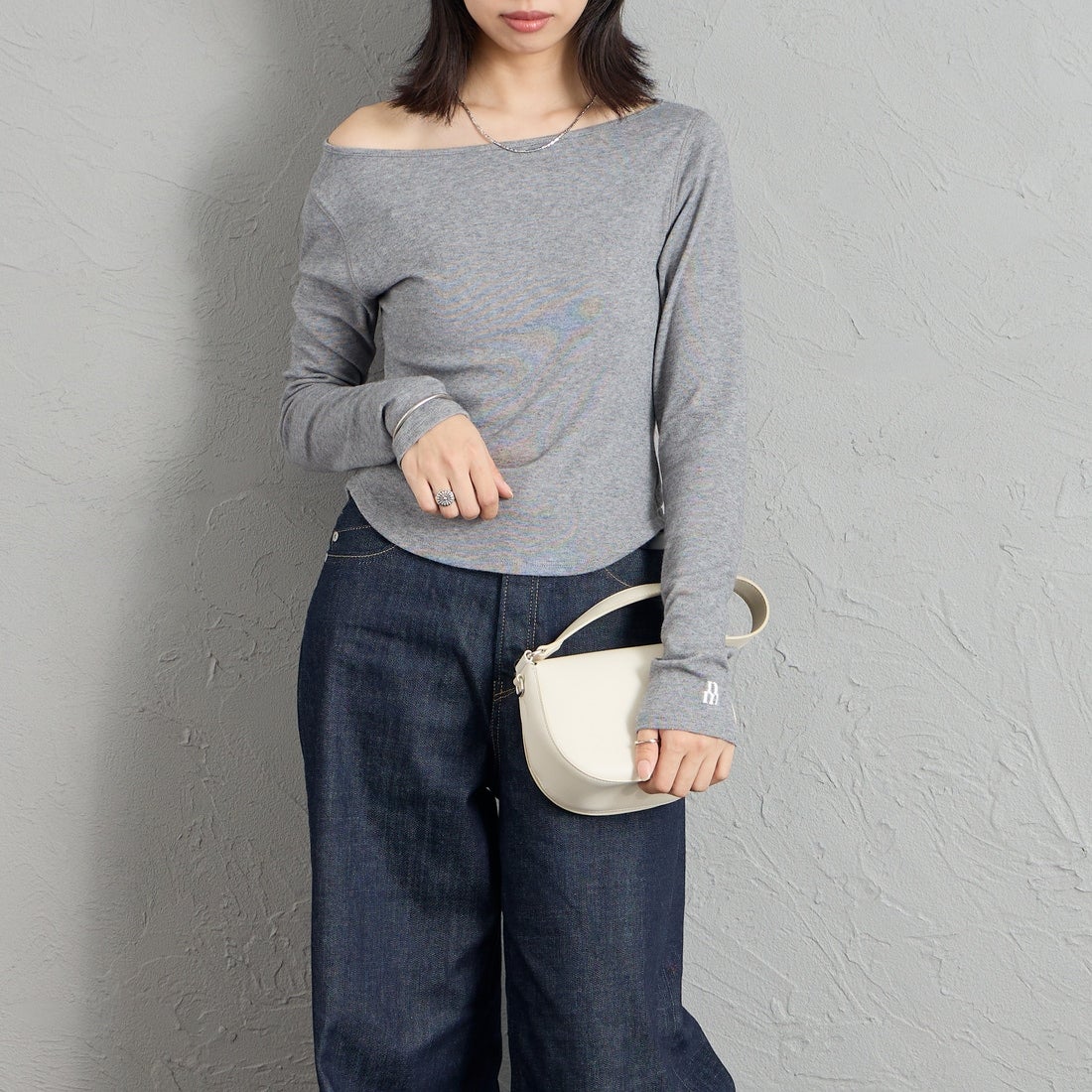 nenom [ネノム] 2WAY ボートネック オフショルカットソー [NE26332010] 06 TOP GRY &&モデル身長：162cm 着用サイズ：F&&