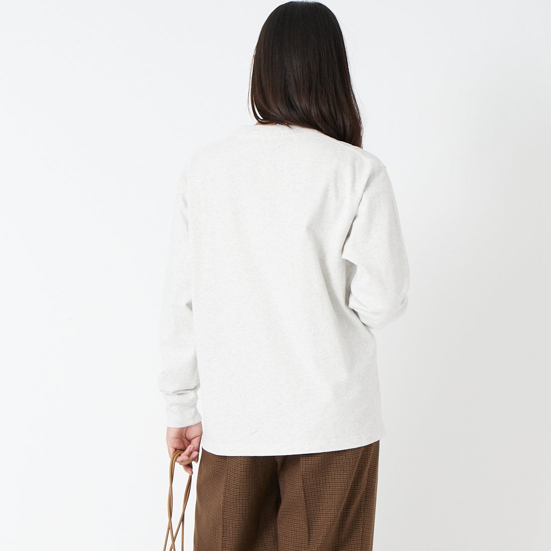L.L.BEAN [エルエルビーン] Union ロングスリーブTシャツ [6475-5136] 19 BIRCH &&モデル身長：162cm 着用サイズ：M&&