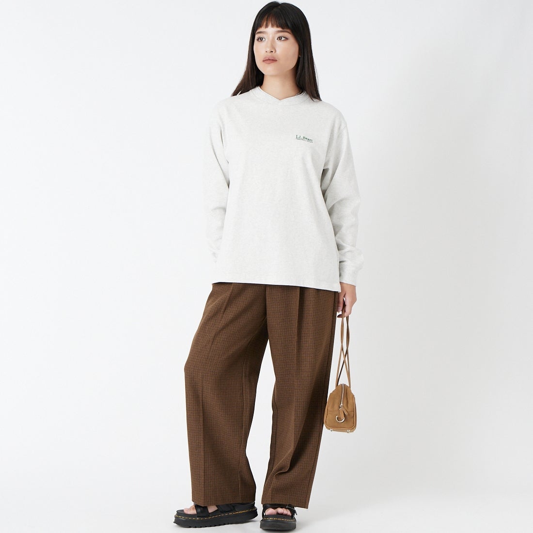 L.L.BEAN [エルエルビーン] Union ロングスリーブTシャツ [6475-5136] 19 BIRCH &&モデル身長：162cm 着用サイズ：M&&