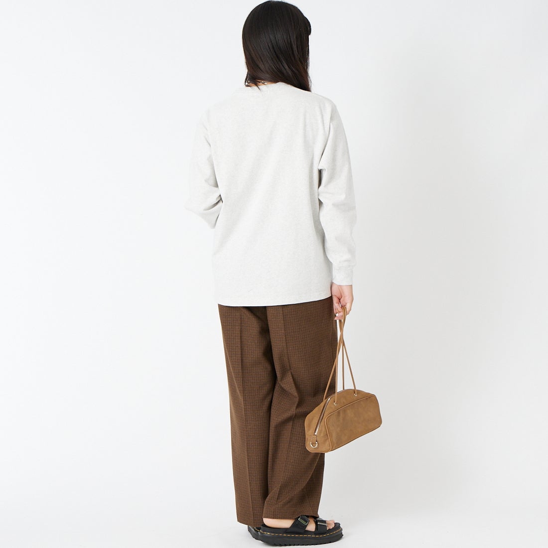 L.L.BEAN [エルエルビーン] Union ロングスリーブTシャツ [6475-5136] 19 BIRCH &&モデル身長：162cm 着用サイズ：M&&