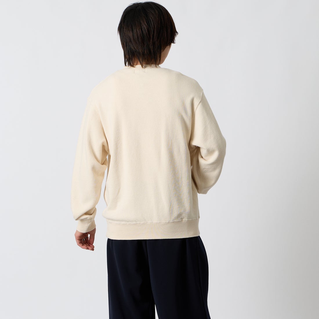 L.L.BEAN [エルエルビーン] SMITHFIELD クルーネックスウェット [6475-5043] 28 NATURAL &&モデル身長：177cm 着用サイズ：M&&