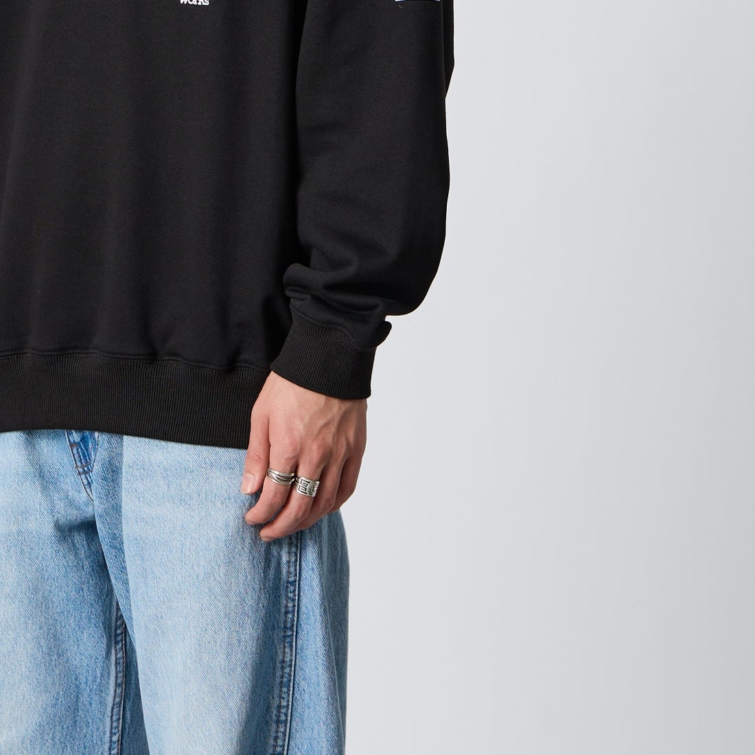 Marmot [マーモット] 別注 ワンポイントロゴ刺繍 ポケットスウェット [MTFW26USW331IN-JF] BLACK
