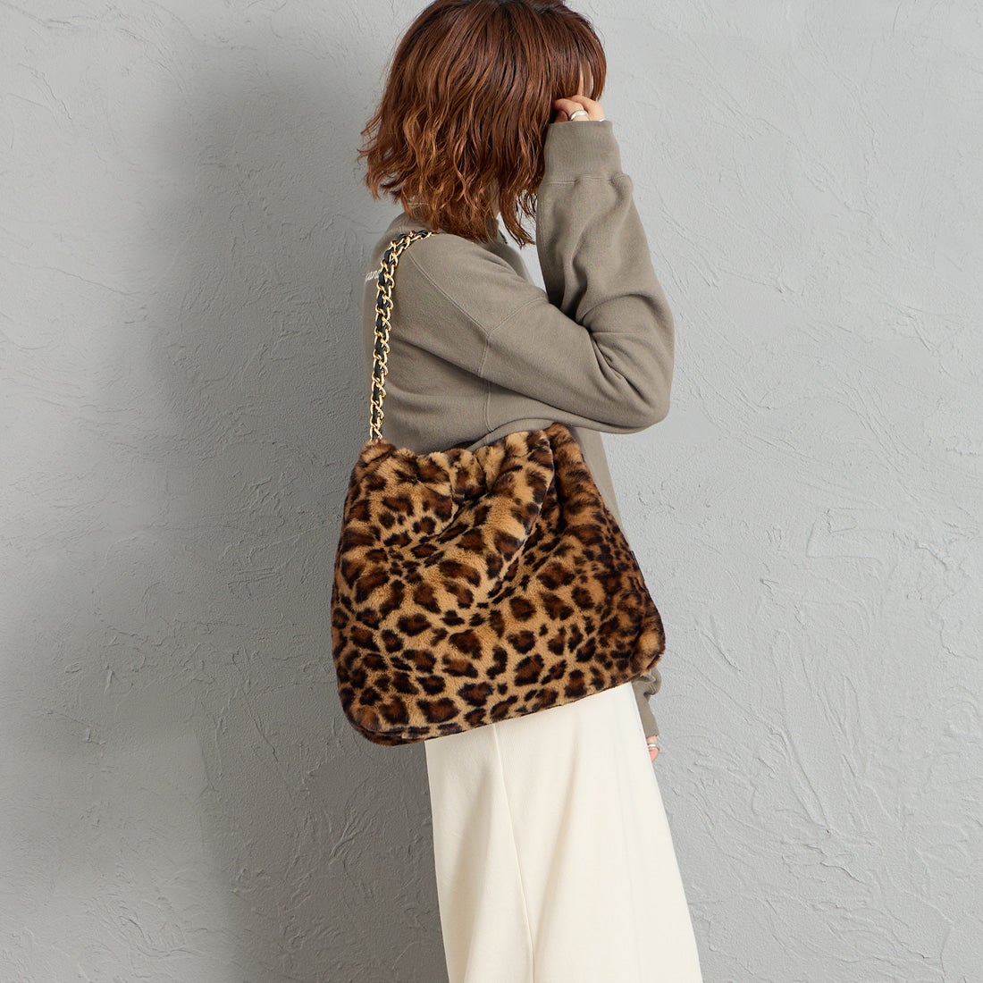 VIOLAd'ORO [ヴィオラドーロ] ELMO エコファーチェーンバッグ [V-9063] LEOPARD